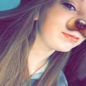 Meet your Posher, Isabelle